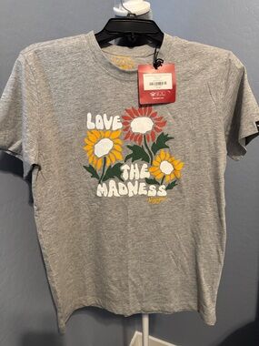 Moosejaw Grey Tee with Red, Yellow & White Sunflower Graphic